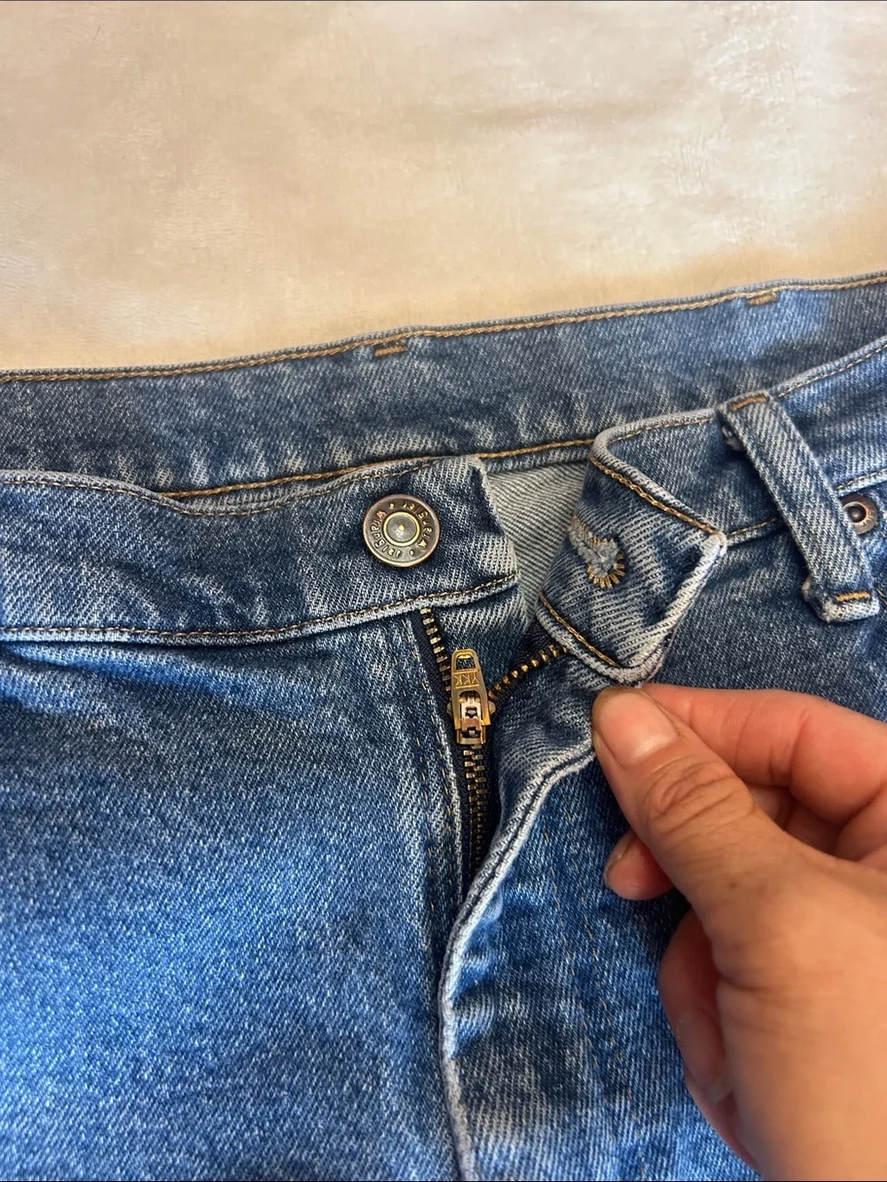 Wrangler Men's Straight Jeans in Classic Blue Denim